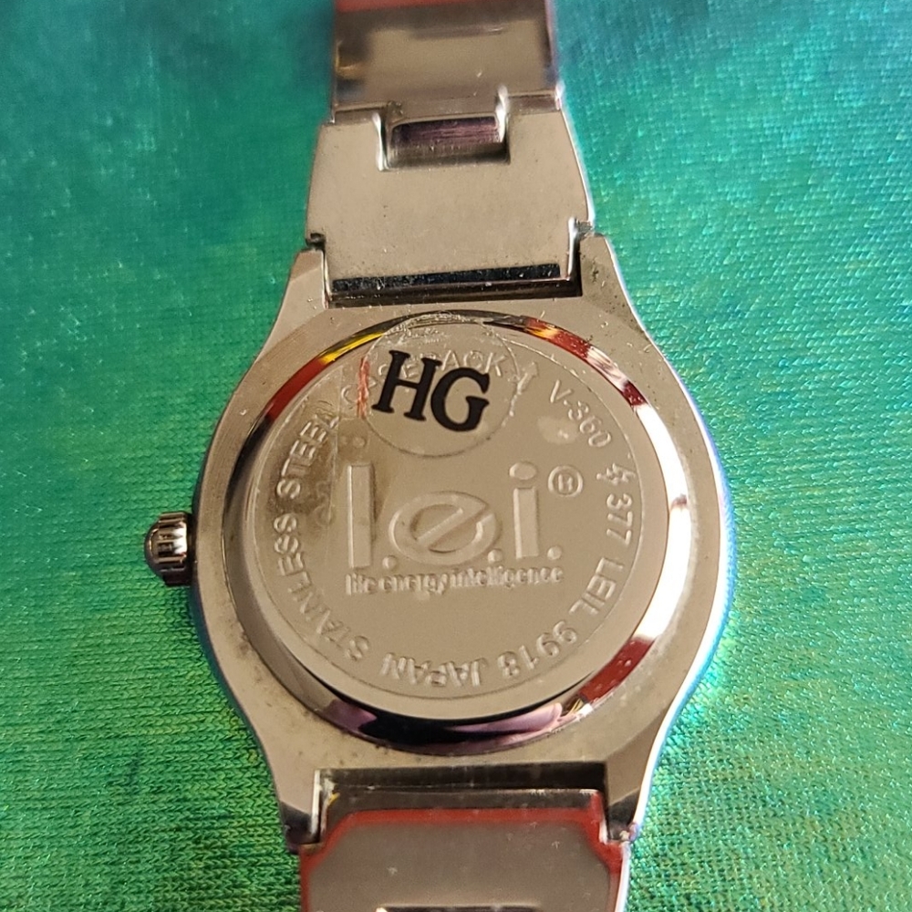 Watch - Picture 4 of 4